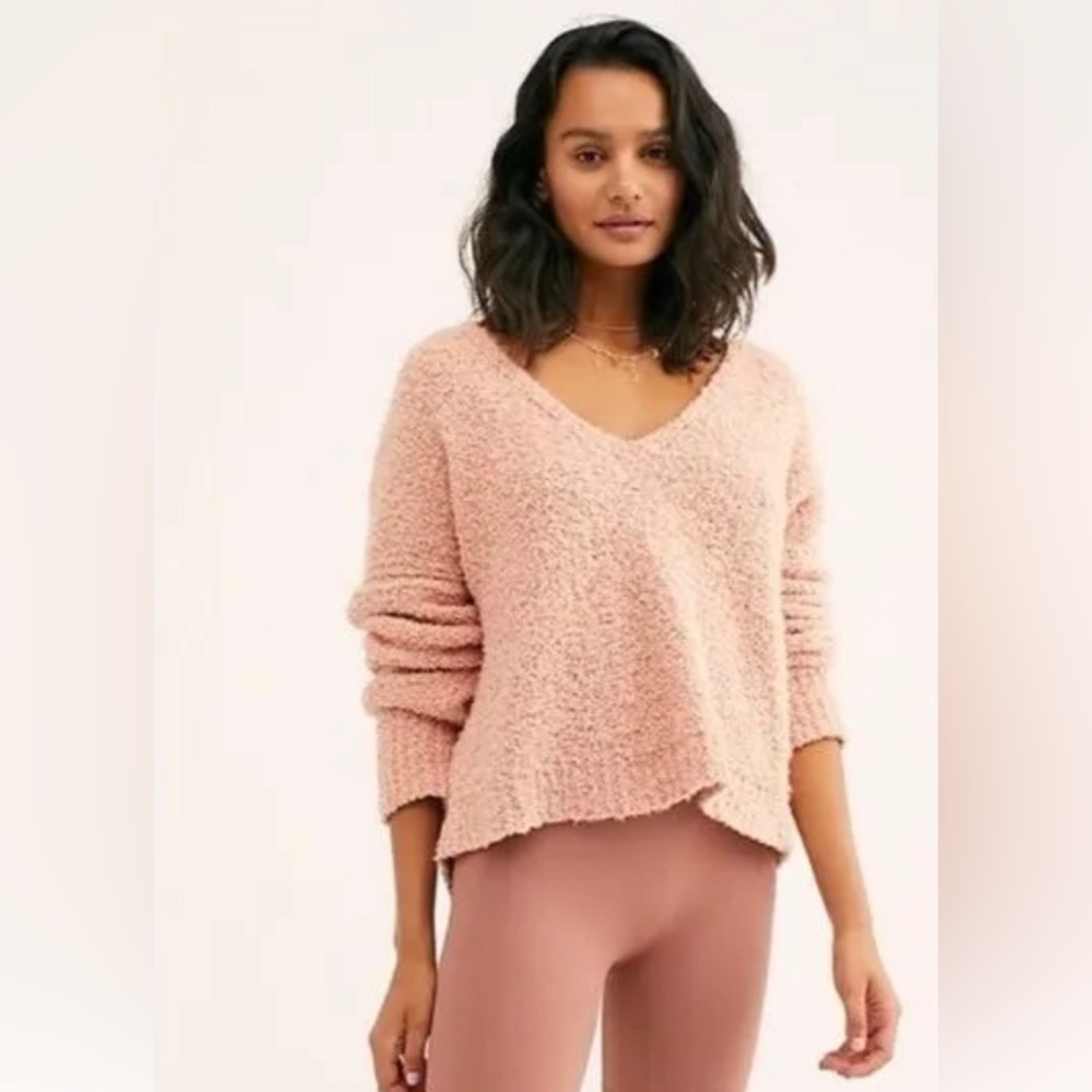 𝅺FREE People Finders Keeper V- Neck Sweater size S